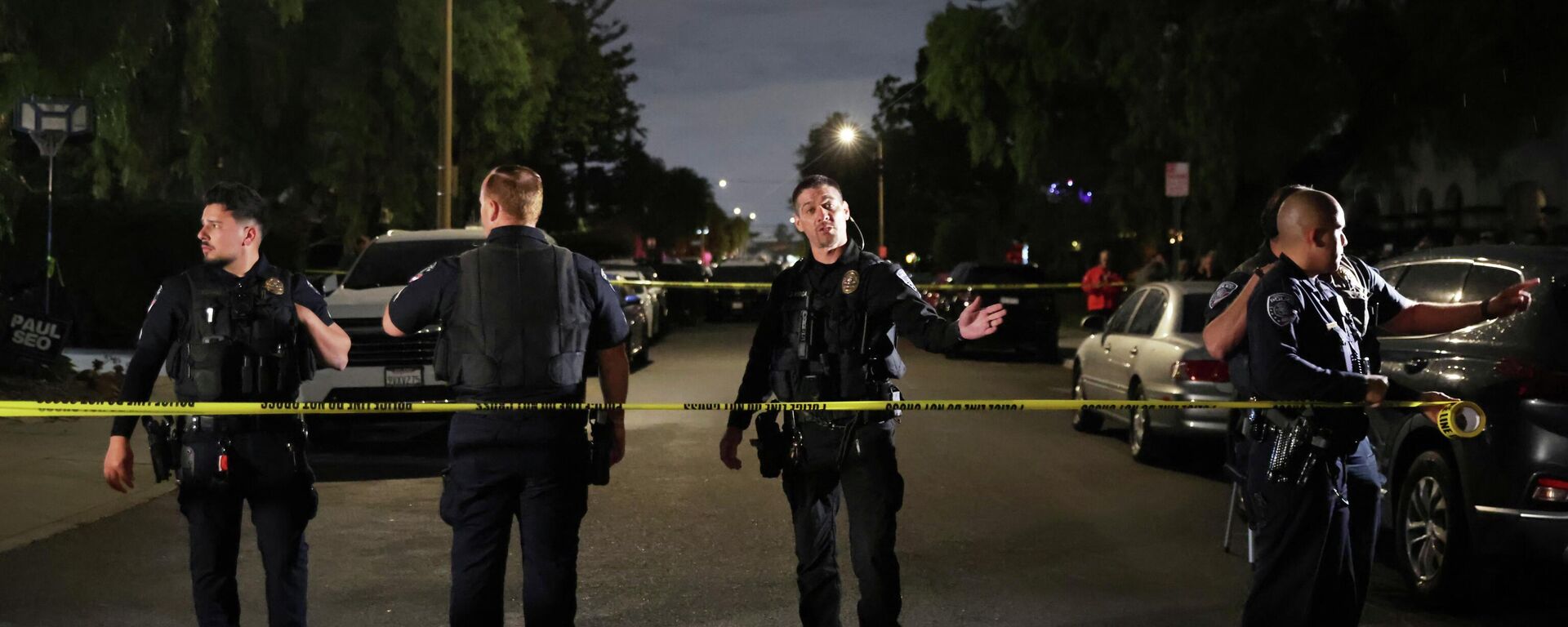 Паліцыя ЗША ля месца здарэння - Sputnik Беларусь, 1920, 26.04.2026