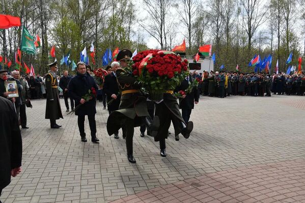 Траурная церемония, приуроченная к 40-й годовщине Чернобыльской трагедии - Sputnik Беларусь