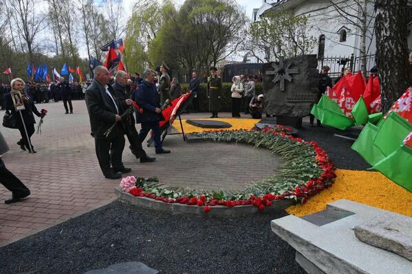 Траурная церемония, приуроченная к 40-й годовщине Чернобыльской трагедии - Sputnik Беларусь