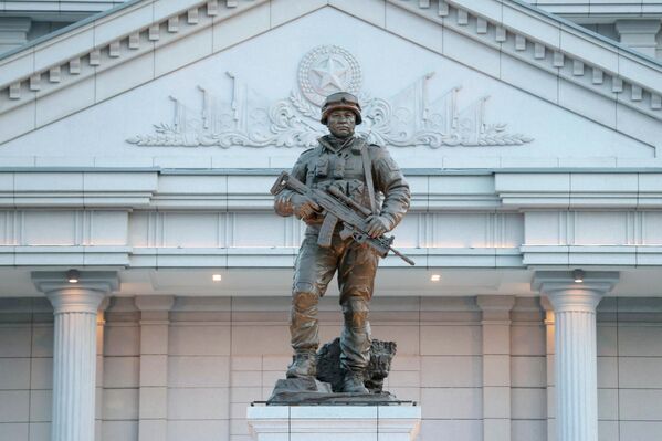 Музейна-мемарыяльны комплекс у Пхеньяне, прысвечаны подзвігу герояў замежнай ваеннай аперацыі. - Sputnik Беларусь