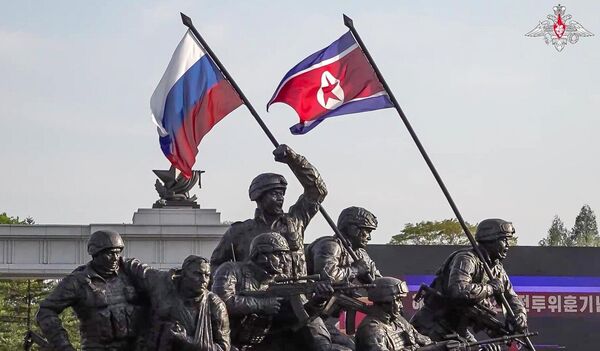 Цырымонія адкрыцця ў Пхеньяне музейна-мемарыяльнага комплексу, прысвечанага подзвігу герояў замежнай ваеннай аперацыі. - Sputnik Беларусь