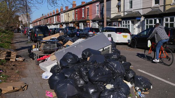 Улицы Бирмингема за время забастовки превратились в большую свалку - Sputnik Беларусь