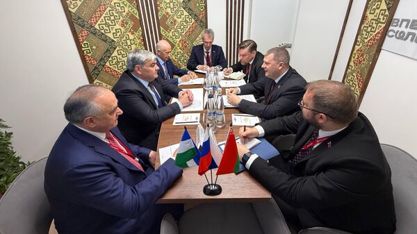 Встреча посла Беларуси в РФ Юрия Селиверстова с главой Кабардино-Балкарии Казбеком Коковым - Sputnik Беларусь