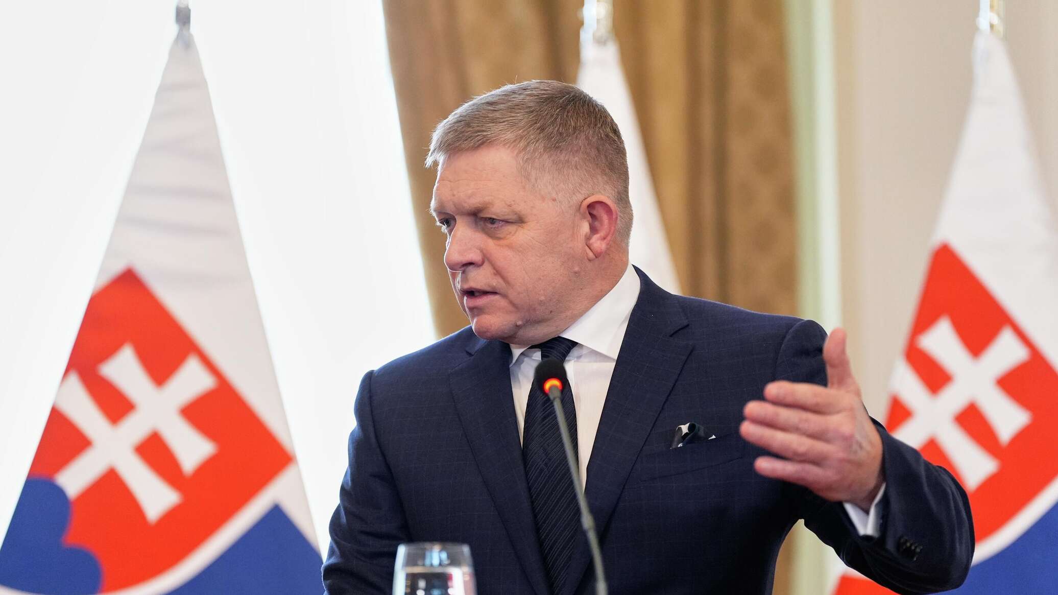Фицо объяснил, что не так с идеей Мерца об особом статусе Украины в ЕС Фицо объяснил, что не так с идеей Мерца об особом статусе Украины в ЕС
