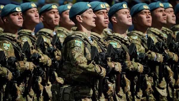 Казахстанские военнослужащие Казахстанские военнослужащие - Sputnik Беларусь