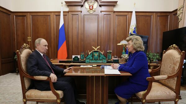 Президент Владимир Путин встретился с уполномоченным по правам человека в РФ Татьяной Москальковой - Sputnik Беларусь