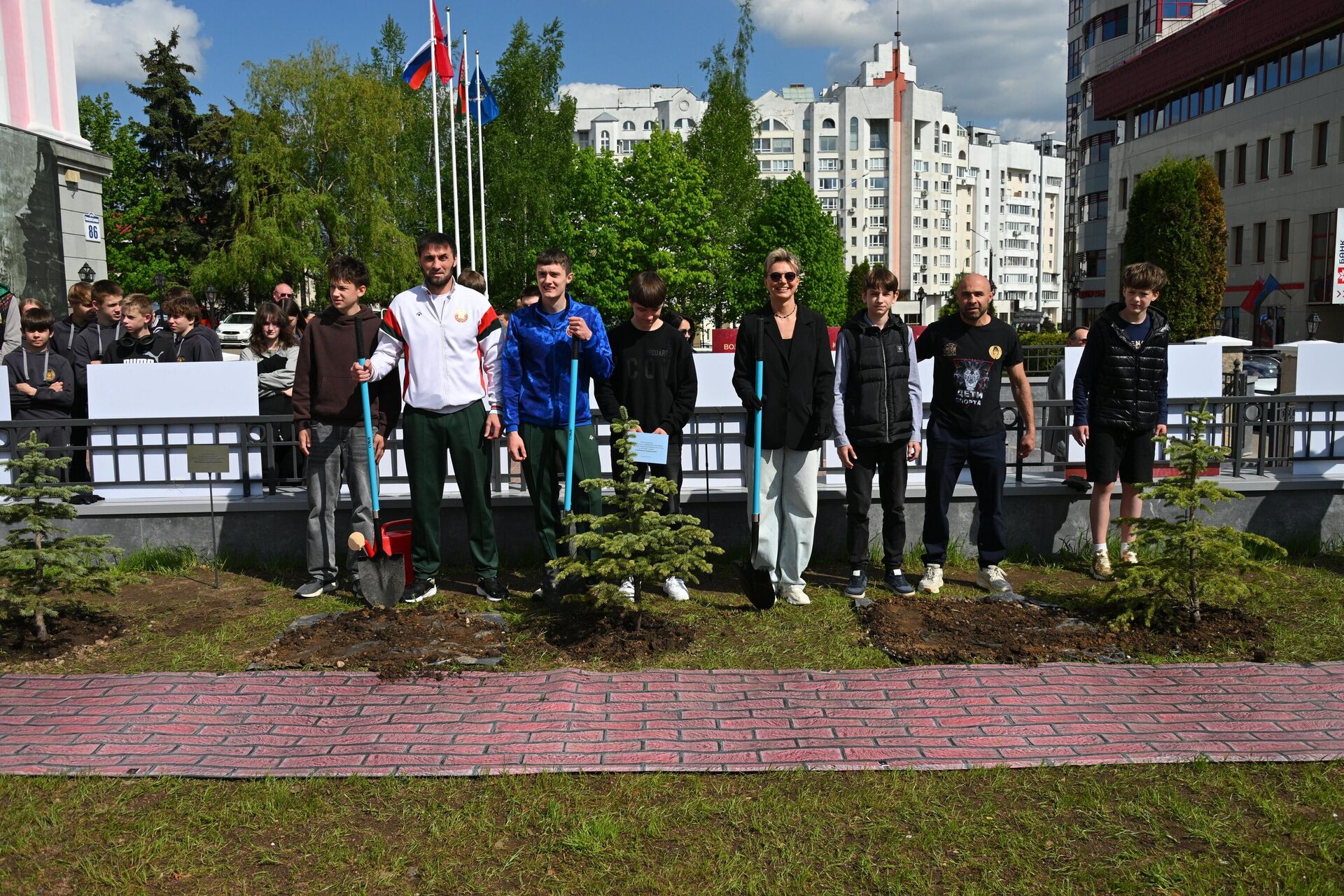 Акция для юных спортсменов у Дома Москвы в Минске Акция для юных спортсменов у Дома Москвы в Минске - Sputnik Беларусь, 1920, 14.05.2026