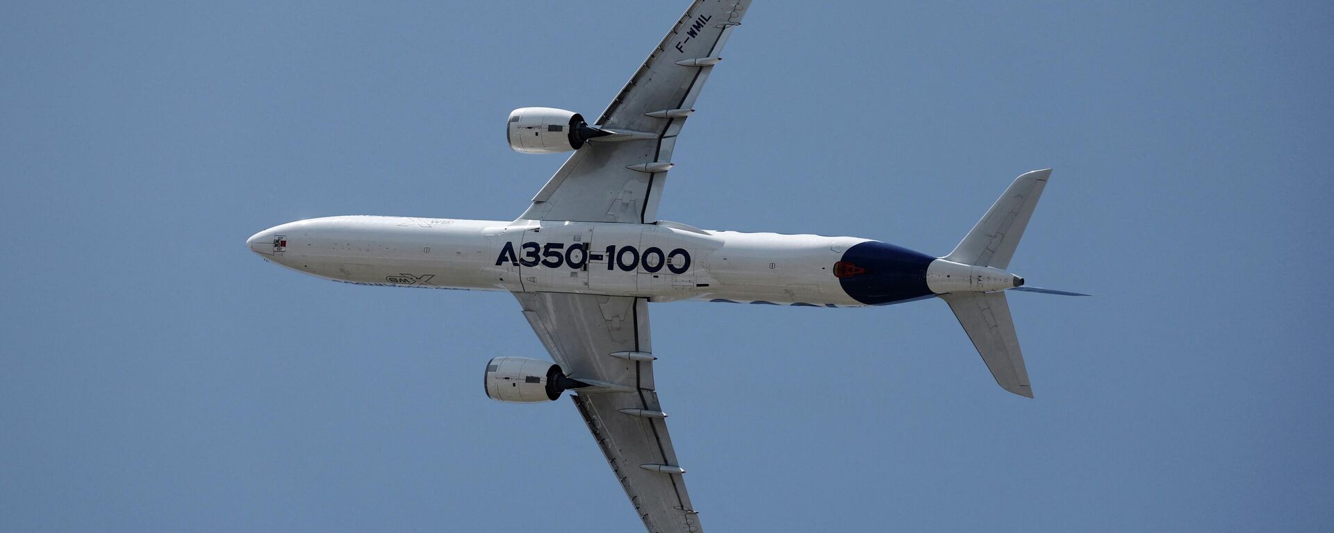 Пассажирский самолет Airbus A350-1000 - Sputnik Беларусь, 1920, 21.05.2026