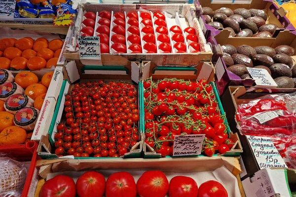 Буйство цвета и вкуса на майской Комаровке Буйство цвета и вкуса на майской Комаровке - Sputnik Беларусь