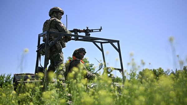 Военнослужащие 40-й бригады морской пехоты группировки войск Восток на направлении Гуляйполе в зоне СВО - Sputnik Беларусь