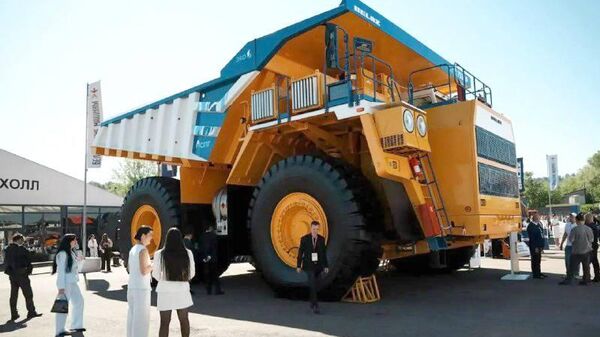 БЕЛАЗ-7530Р - Sputnik Беларусь