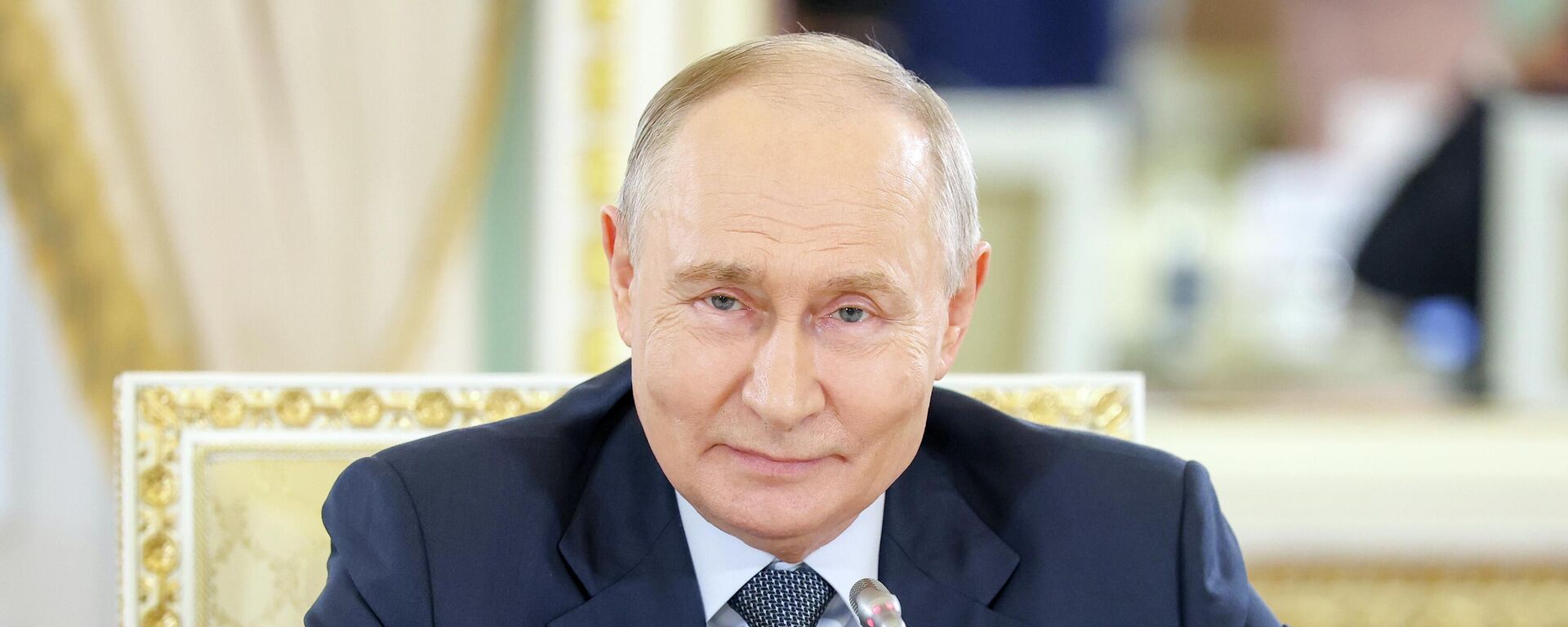 Пуцін праводзіць сустрэчу з кіраўнікамі сусветных СМІ – трансляцыя - Sputnik Беларусь, 1920, 04.06.2026