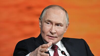 Путин на пленарной сессии ПМЭФ – трансляция