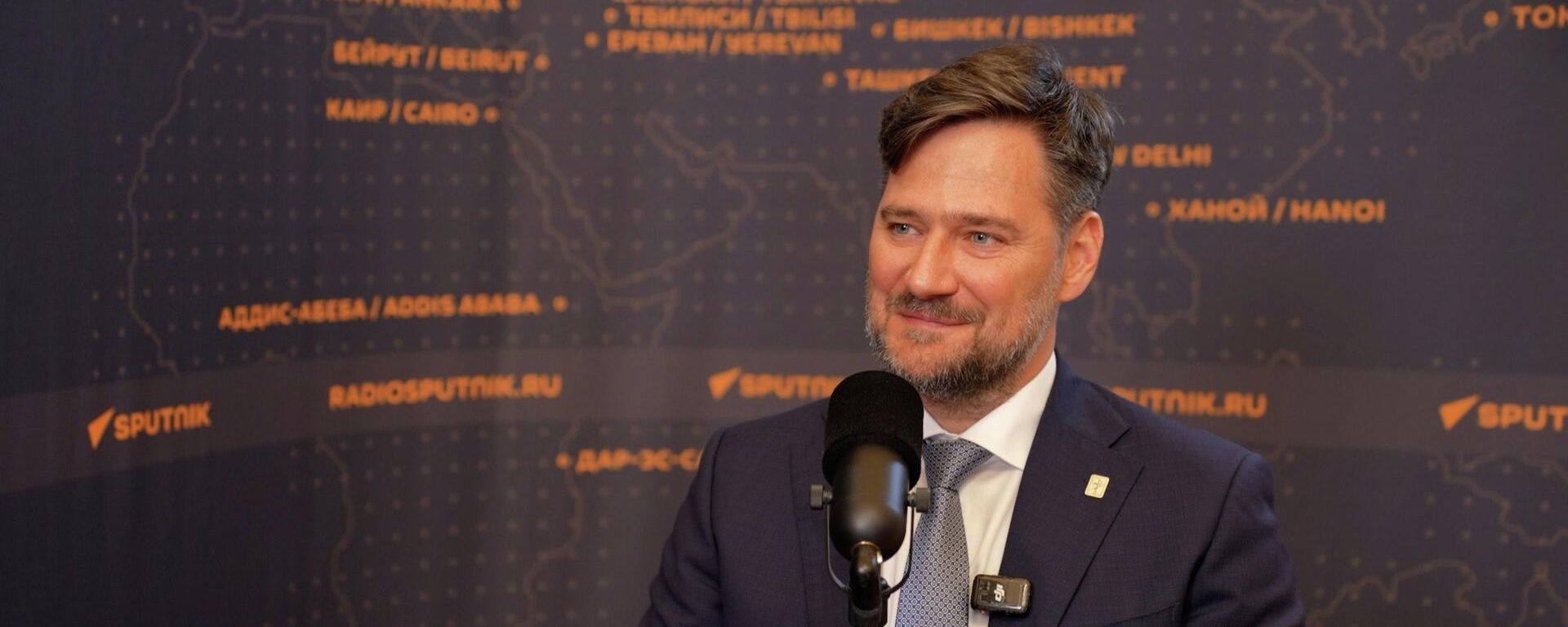 ШІ, роўмінг і спадарожнікавая сувязь: Барадзін падвёў вынікі пасяджэння РСС - Sputnik Беларусь, 1920, 06.06.2026