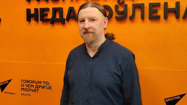 Дзермант: Беларусь найдет чем ответить на атаку ВСУ по автобусу с детьми - Sputnik Беларусь