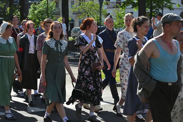 Последний мирный день воссоздали в Бресте накануне 22 июня Последний мирный день воссоздали в Бресте накануне 22 июня - Sputnik Беларусь
