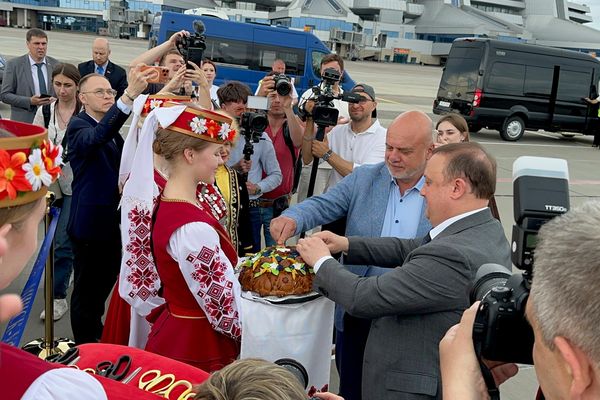 Первый рейс Белавиа прибыл в Минск из Уфы - Sputnik Беларусь