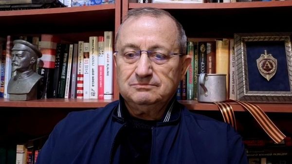 Кедми: в ответ на агрессию Беларусь может перерезать Украину в любом месте - Sputnik Беларусь