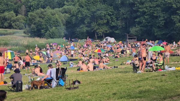 Жареное солнце больших городов: спасение от зноя в Минске и окрестностях (фото) - Sputnik Беларусь