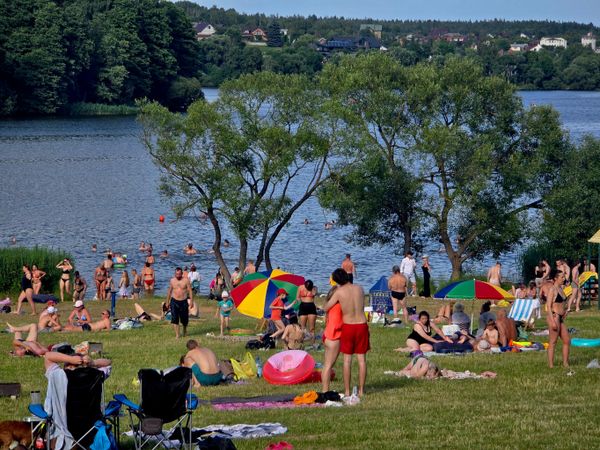 Жареное солнце больших городов: спасение от зноя в Минске и окрестностях (фото) - Sputnik Беларусь