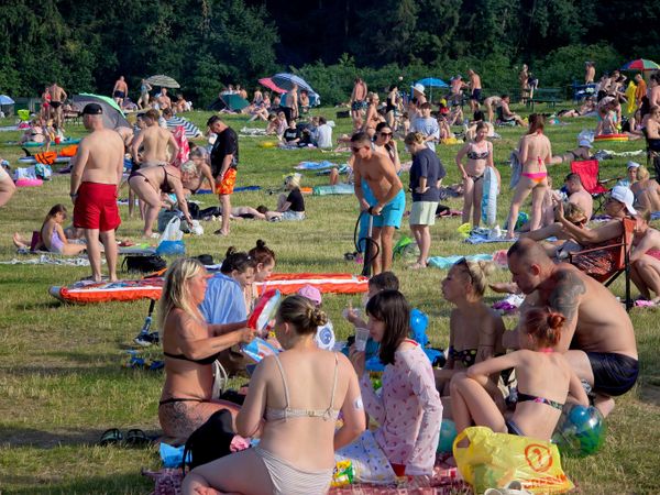 Жареное солнце больших городов: спасение от зноя в Минске и окрестностях (фото) - Sputnik Беларусь