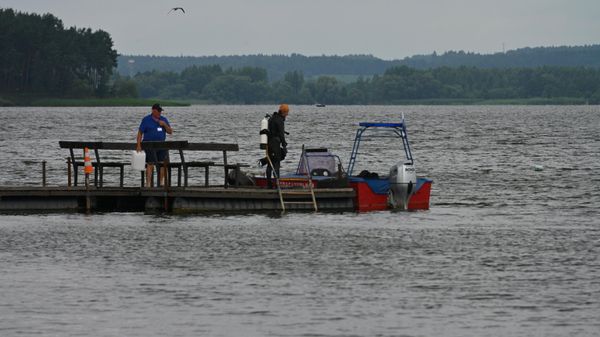 Спасатели ОСВОД на Минском море - Sputnik Беларусь