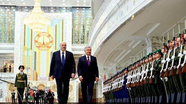 Беларускі лідар Аляксандр Лукашэнка прымае прэзідэнта Узбекістана Шаўката Мірзіеева ў Палацы Незалежнасці - Sputnik Беларусь