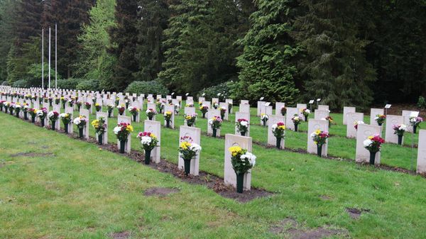 Мемориальный комплекс Советское поле славы в Нидерландах, архивное фото - Sputnik Беларусь