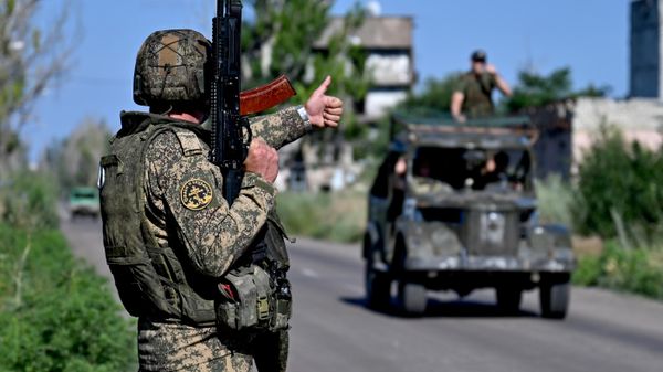 Боевое дежурство Мобильной Огневой Группы (МОГ) группировки войск Центр на Добропольском направлении СВО - Sputnik Беларусь