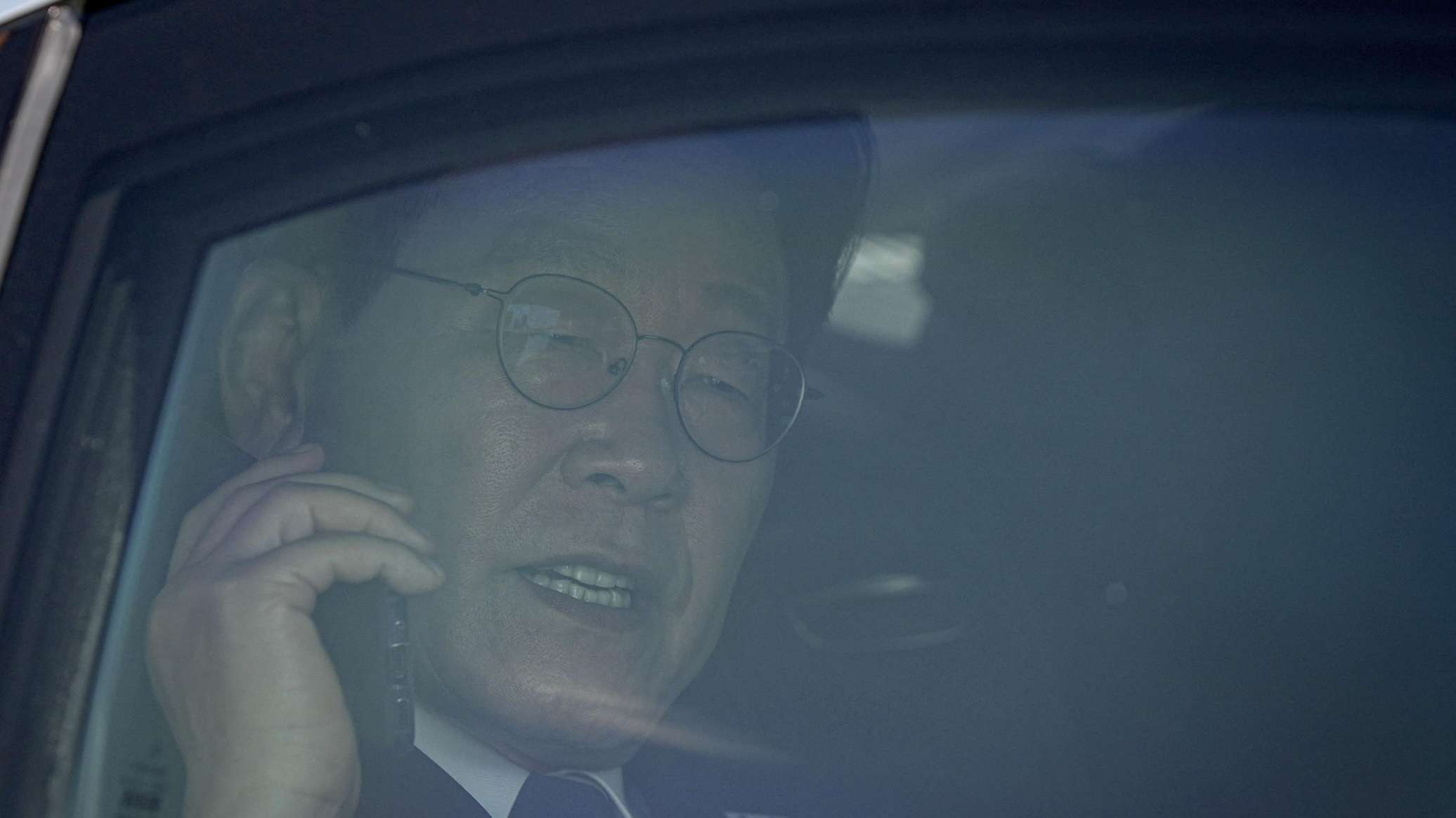 Президент Южной Кореи стал формально бездомным Президент Южной Кореи стал формально бездомным