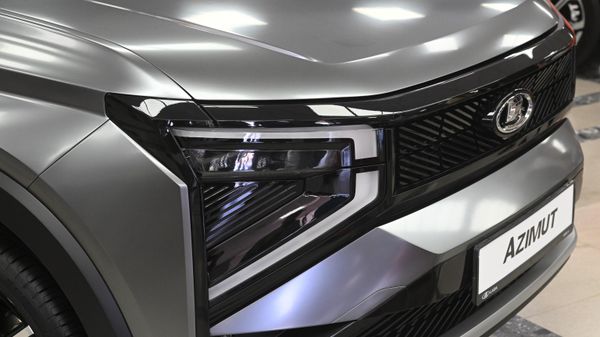 Автомобиль Лада Азимут  - Sputnik Беларусь
