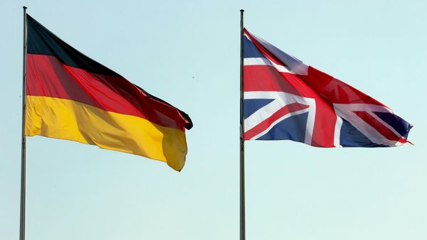 Флаги Германии и Великобритании - Sputnik Беларусь
