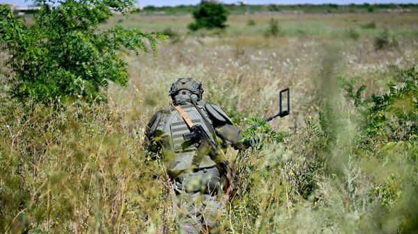 Подразделение связи группировки  войск Центр на Добропольском направлении СВО - Sputnik Беларусь