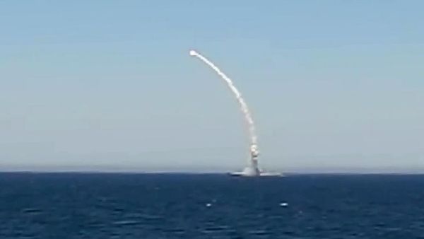Пуск Калибров из акватории Черного моря по военным объектам ВСУ - Sputnik Беларусь