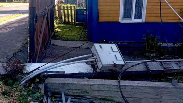 Энергетики восстанавливают электроснабжение в Минской области после непогоды - Sputnik Беларусь