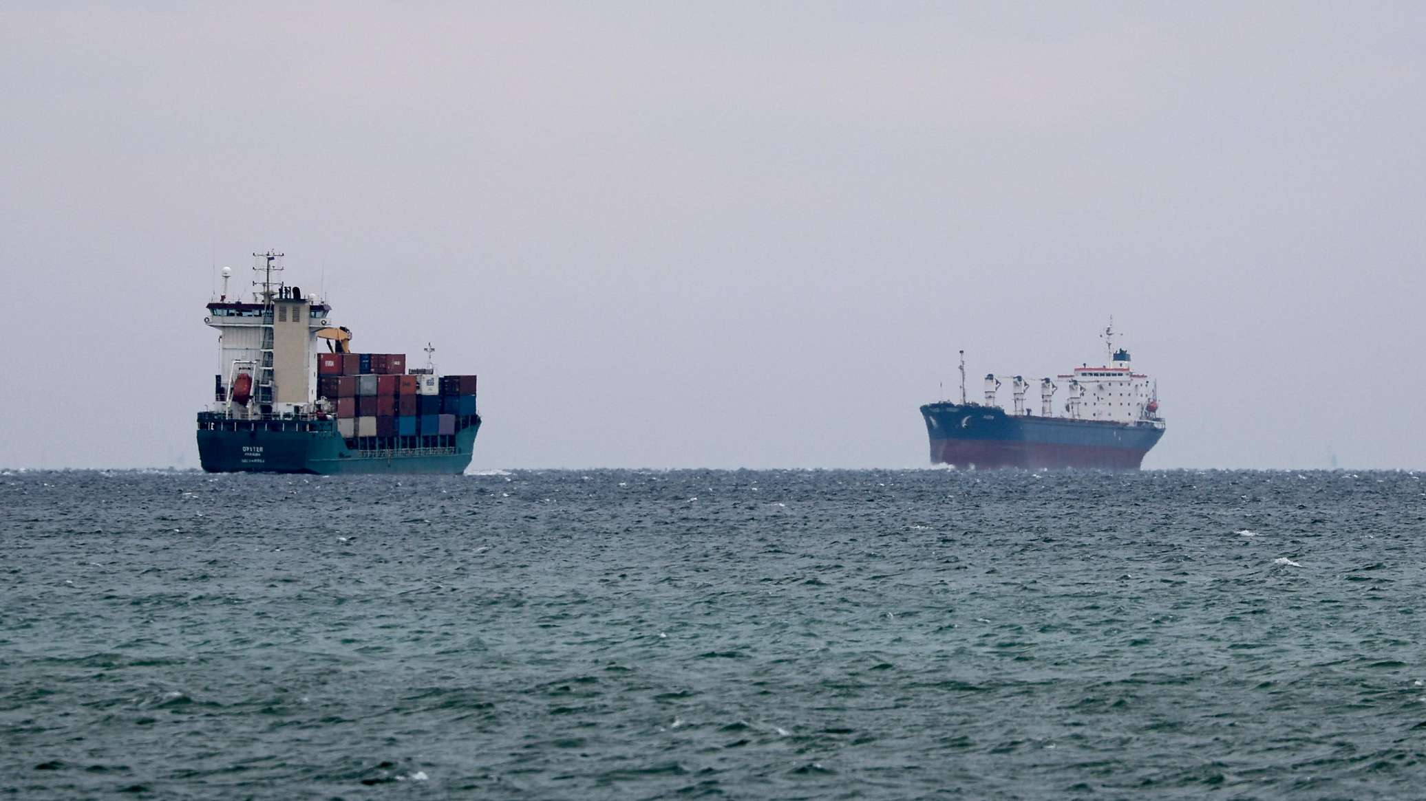 СМИ: Турция ограничила проход судов в Черное море из-за атак дронов