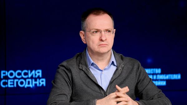 Отказываться нелепо: Мединский о том, как можно с пользой применять ИИ - Sputnik Беларусь
