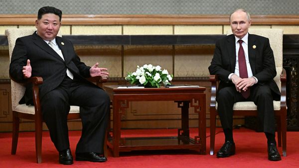 Президент РФ Владимир Путин и председатель государственных дел КНДР Ким Чен Ын - Sputnik Беларусь
