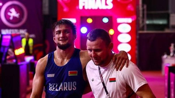 Белорусский борец греко-римского стиля Михаил Марковский на ЧМ среди спортсменов до 20 лет в Словакии - Sputnik Беларусь