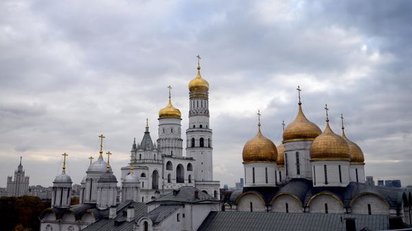 Архангельский собор, колокольня Иван Великий и Успенский собор в московском Кремле - Sputnik Беларусь