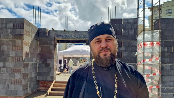 Настоятель прихода в честь иконы Божией Матери Скоропослушница Виталий Минич - Sputnik Беларусь
