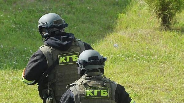 Сотрудники КГБ Беларуси Сотрудники КГБ Беларуси - Sputnik Беларусь