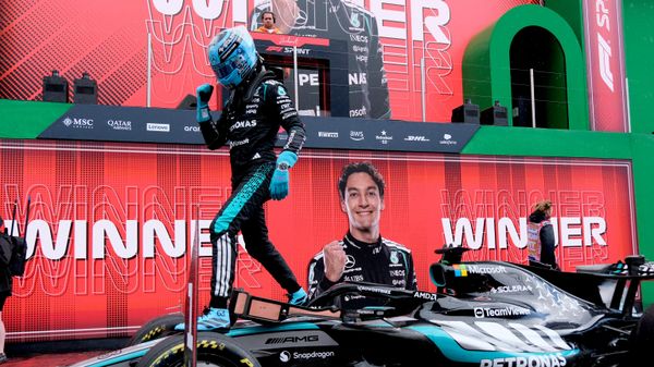 Расселл выиграл спринтерскую гонку 12-го этапа чемпионата Формулы-1 – Гран-при Нидерландов - Sputnik Беларусь