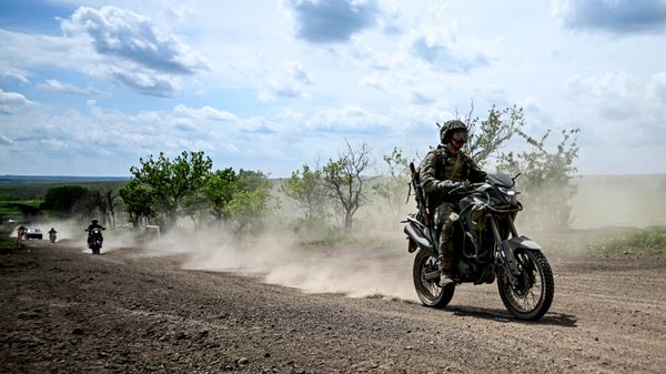 Боевое слаживание 7-й отдельной мотострелковой бригады группировки войск Юг в зоне СВО - Sputnik Беларусь