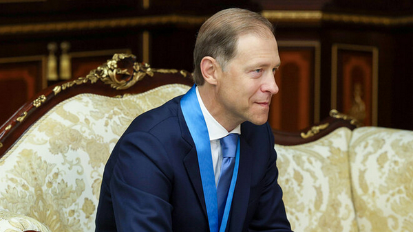 Президент Беларуси Александр Лукашенко провел встречу с первым заместителем председателя правительства России Денисом Мантуровым - Sputnik Беларусь