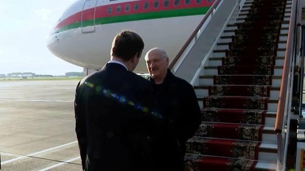 Президент Беларуси Александр Лукашенко прибыл с рабочим визитом в Россию - Sputnik Беларусь