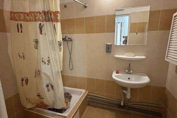 В 10 общежитии блочная система: на 2 комнаты есть отдельные санузел и кухня - Sputnik Беларусь