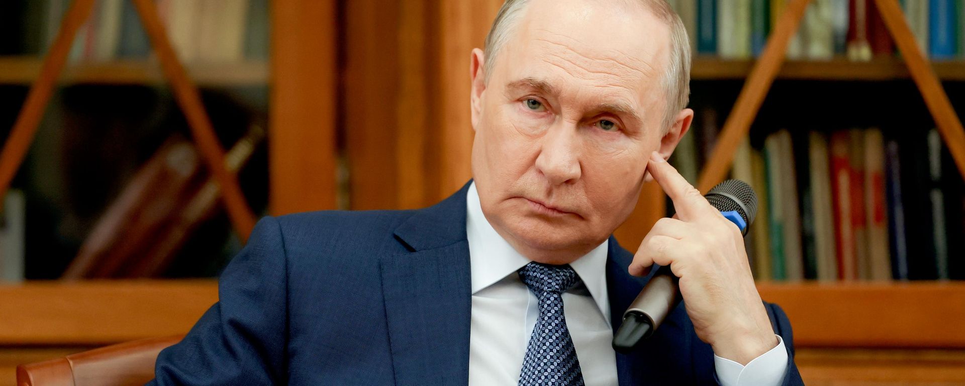 Президент РФ Владимир Путин посетил Московский педагогический госуниверситет - Sputnik Беларусь, 1920, 22.10.2026