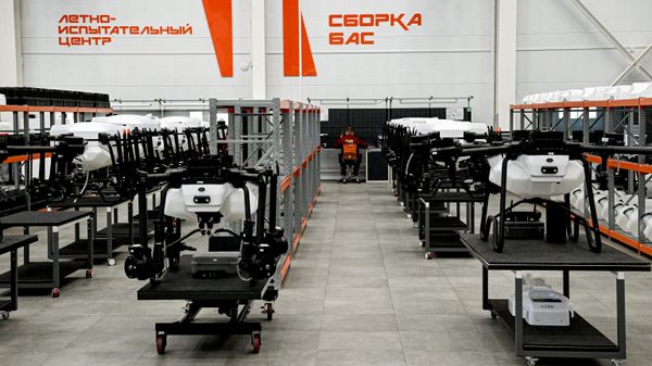 Сборка БПЛА, предназначенных для гражданских грузоперевозок - Sputnik Беларусь