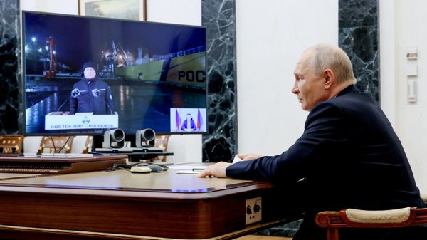 Президент Владимир Путин дал старт работе нефтепровода к терминалу на Восток Ойл - Sputnik Беларусь